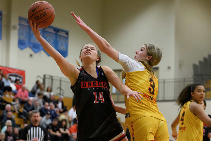 2023-4-2-WAVOR-Girls-GAME-2617-NR-clear